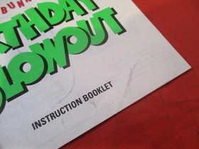 The Bugs Bunny Birthday Blowout Nintendo NES Instruction Manual Booklet ONLY #I