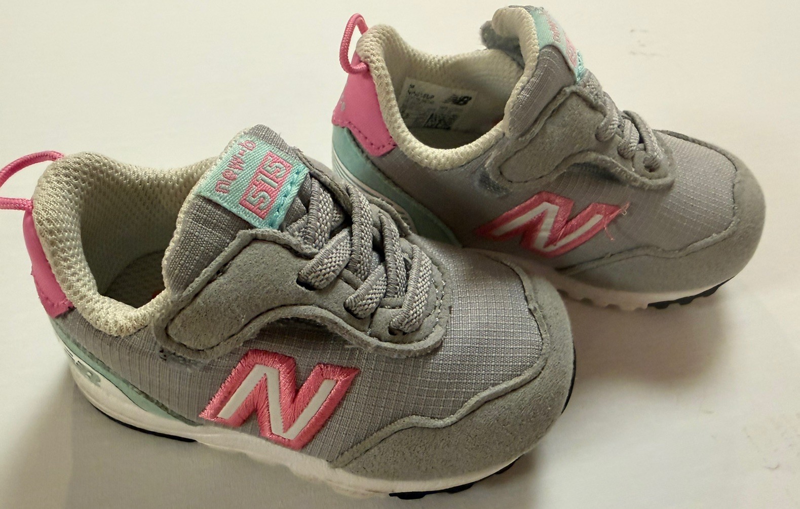 New Balance Infant Youth Size 2 Toddler 515 Hook & Loop Shoe