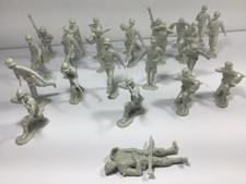 MARX Light Grey German Soldiers Lot of 23