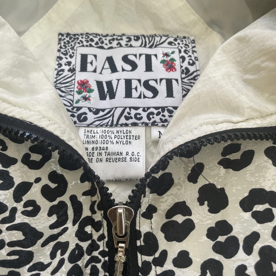 Chaqueta Cortavientos East West Vintage Estampado Animal Floral Nylon Talla M Foto 2 de 4