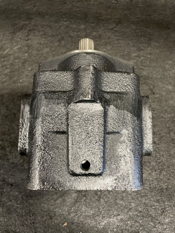 DYNAMATIC LIMITED UK Hydraulic Motor 13 Spline 32.0L.40478*