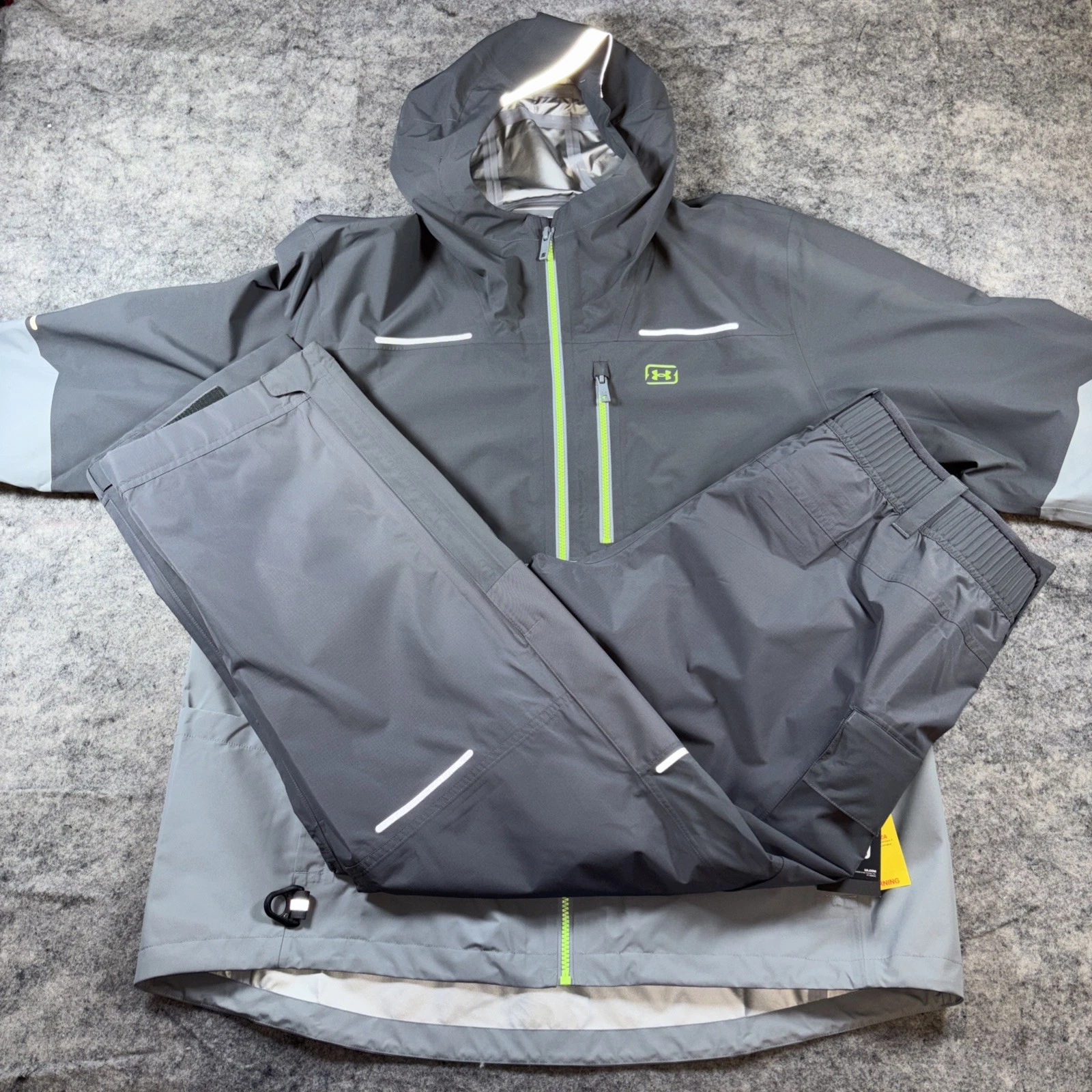 Under Armour Shoreman Jacket & Pants Men's 2XL Gray Storm Proof Fishing Outdoors
Opens in a new wind