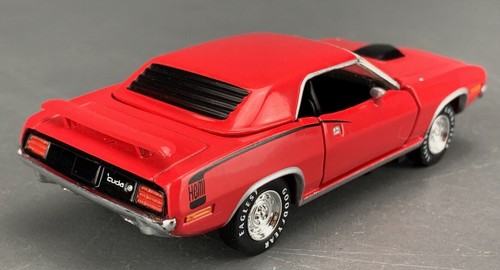 1:43 Road Champs Diecast 1970 Plymouth Hemi Cuda, Red D1325 - Picture 4 of 6