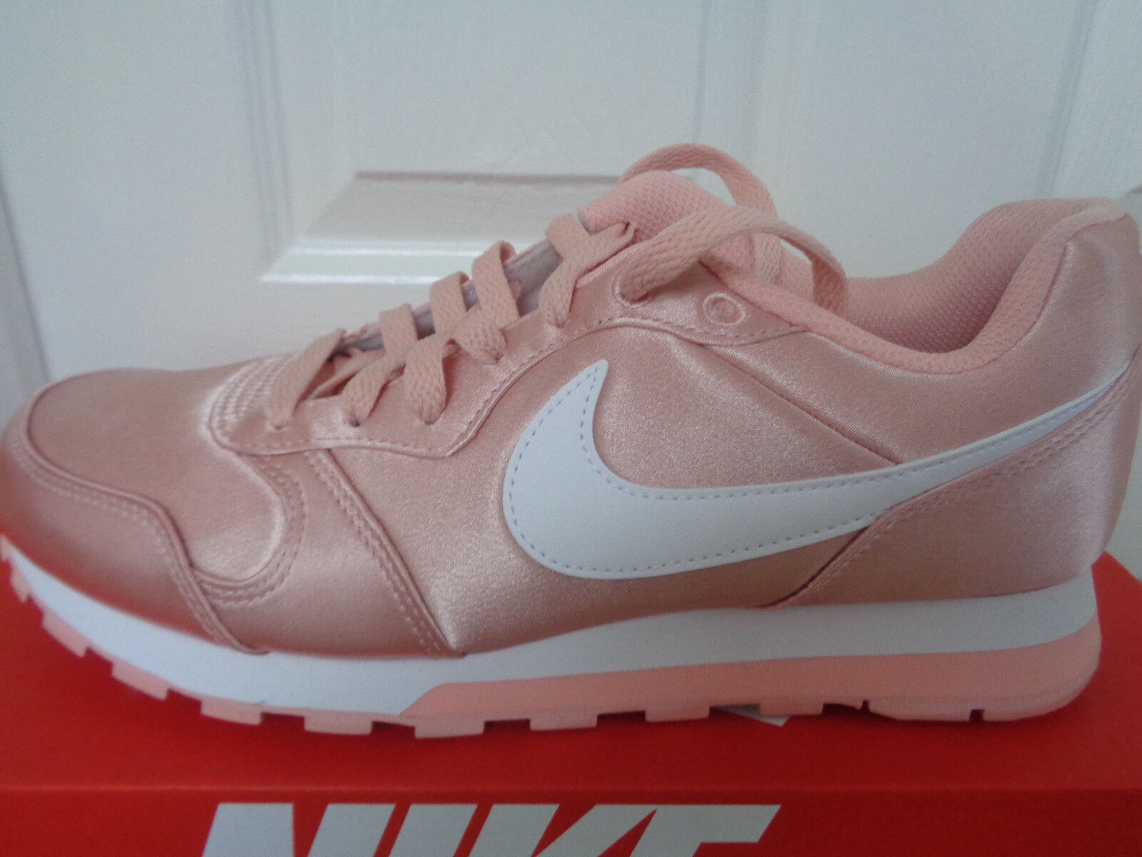 Nike MD Runner 2 Mid Womens Trainers SNEAKERS 749869 603 UK 5.5 EU 39 US 8 for sale online | eBay