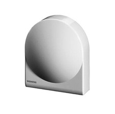 1PC New Siemens QAC32 Temperature Sensor In Box Brand