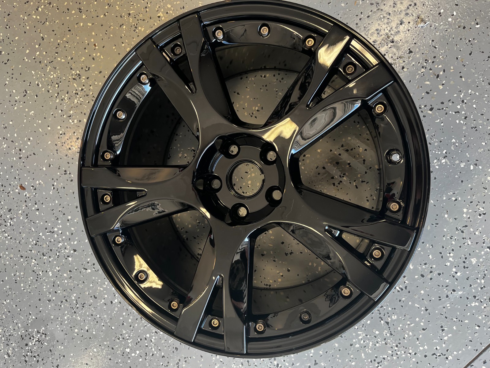 LAMBORGHINI GALLARDO LP SPYDER CALLISTO BLACK REAR WHEEL OEM