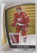 2017-18 SP Game Used Gold Spectrum Premium Materials /25 Dylan Larkin #32 0c3