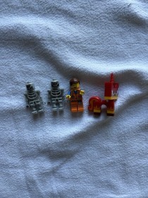 LEGO Emmet's Construct-O-Mech (70814) Complete Set w/ Minifigures, Manual,No Box