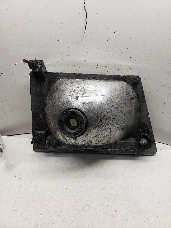 Faro izquierdo conductor haz sellado para Ford E350 Van 97-17 1444400 Foto 3 de 4