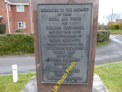 Foto 6x4 Plakette auf dem Radar Research Memorial, Defford Defford\/SO9143 c2016