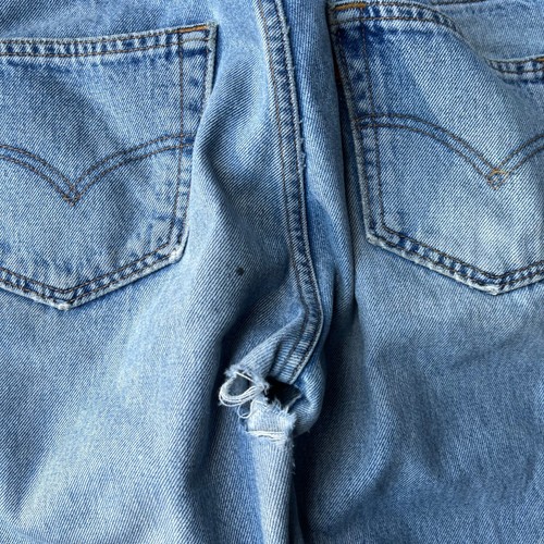 VINTAGE 90S LEVIS 501 JEANS MADE IN USA 30X28 *CROTCH HOLE* - Picture 10 of 10