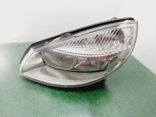 7701064132 Faro Izquierdo para RENAULT SCENIC II (JM) Confort Expression 9313490