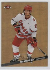 2025-26 Upper Deck Fleer Ultra Medallions Gold /200 Sebastian Aho #M-31 1ot4