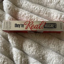 Benefit They're Real Magnet 0.2 fl oz Extreme Lengthening Mascara - Black
