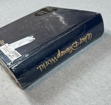 VTG Walt Disney World Memories Photo Album Castle Medallion  Gold Gel Pen NWT