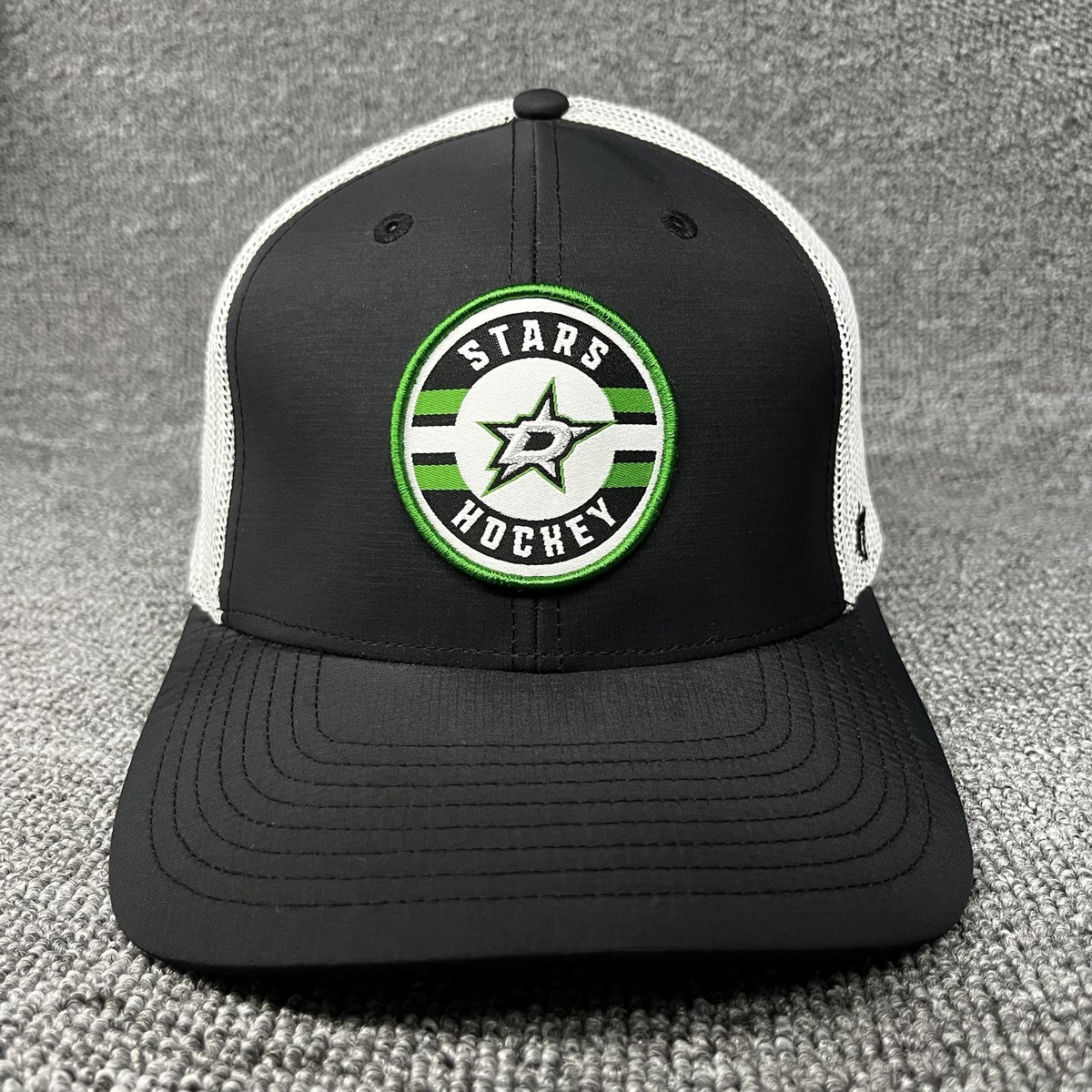 Dallas Stars '47 Brand NHL Hockey Patch Knit Trucker Hat Stretch Adjustable