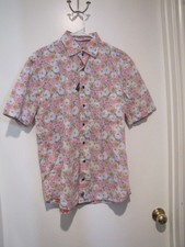 Johnnie-O mens Hangin out short sleeve pink/yellow floral size Medium