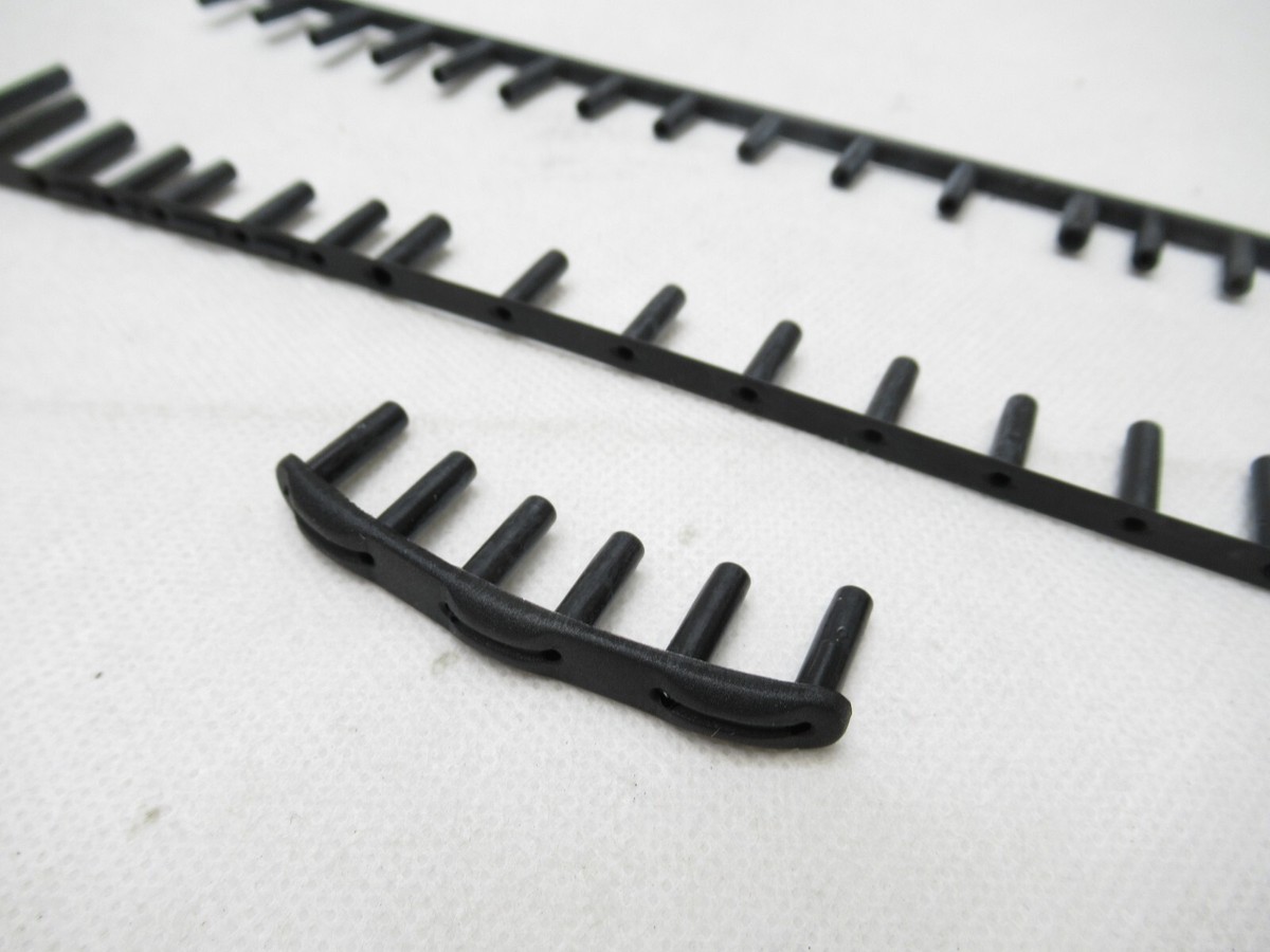 ONE (1) PARTIAL GROMMET SET: WILSON NCODE NTOUR 95 (16X20) G7655