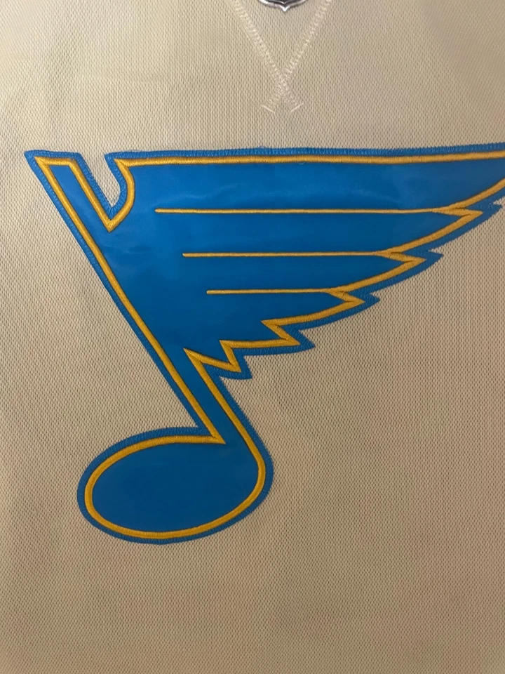 NHL St. Louis Blues Eishockey #22 Genghis Jesey Shirt Größe M - Bild 2 von 4