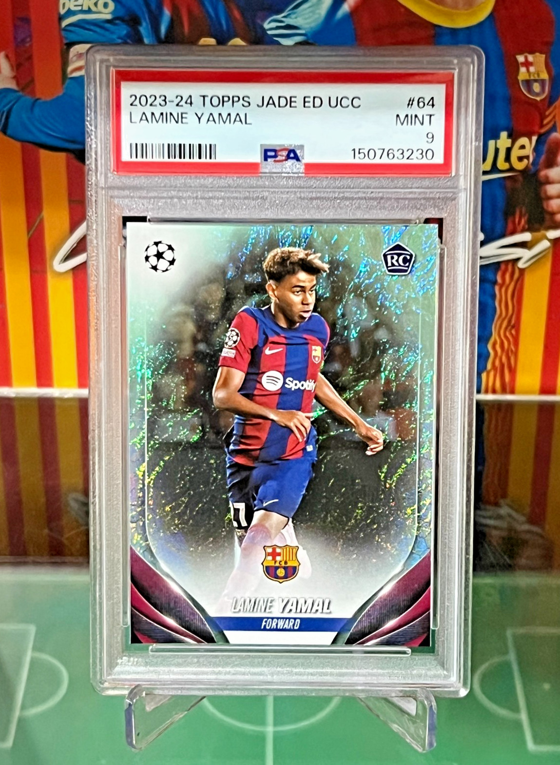 2023-24 Topps Chrome UCC Lamine Yamal #64 Refractor (RC) Rookie RC PSA 9 view 4