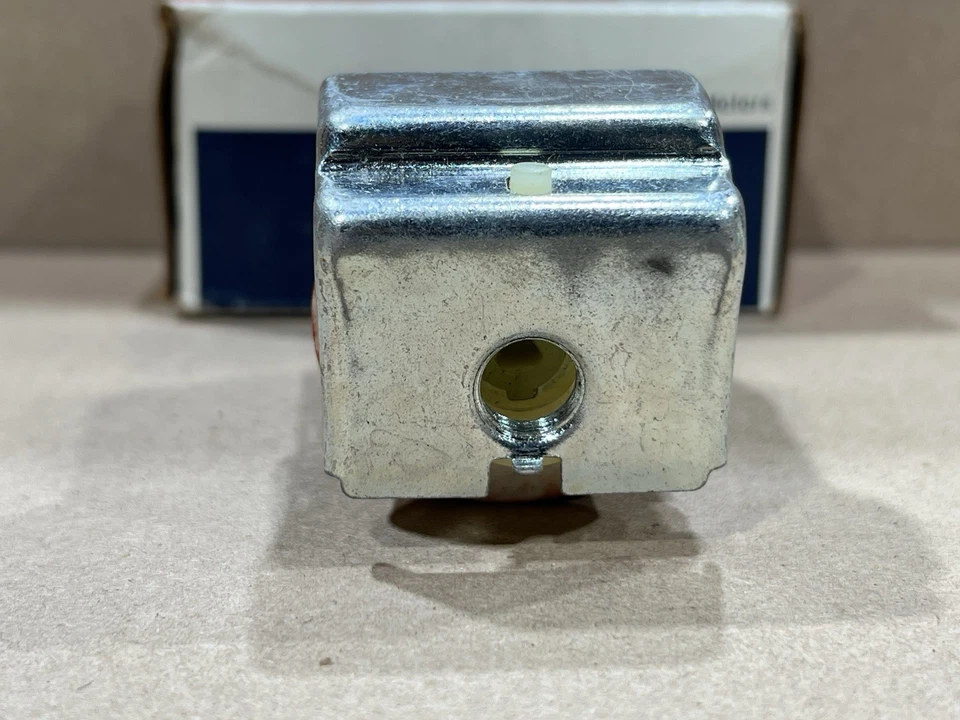 Genuine GM Delco 1972670 #C1507 Headlight Switch Jeep XJ Wrangler New old Stock - image 3 of 4