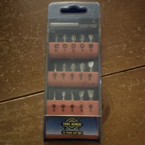 Tool Bench 15-Piece Star/Torx Bit Set T0-T9 w/ Bit Holder in Case