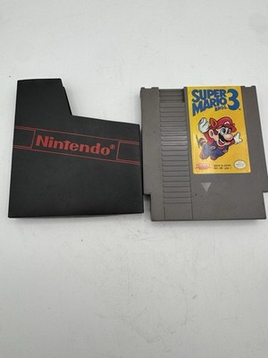 Super Mario Bros 3 NES Nintendo Authentic Tested Working w/ Sleeve