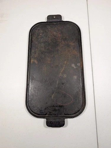 Vintage Wagner (Unmarked) Cast Iron Long Rectangle  Griddle. 17x9.5-Unrestored