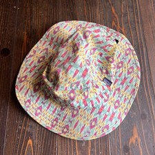 Patagonia girls L hat trim brim hat