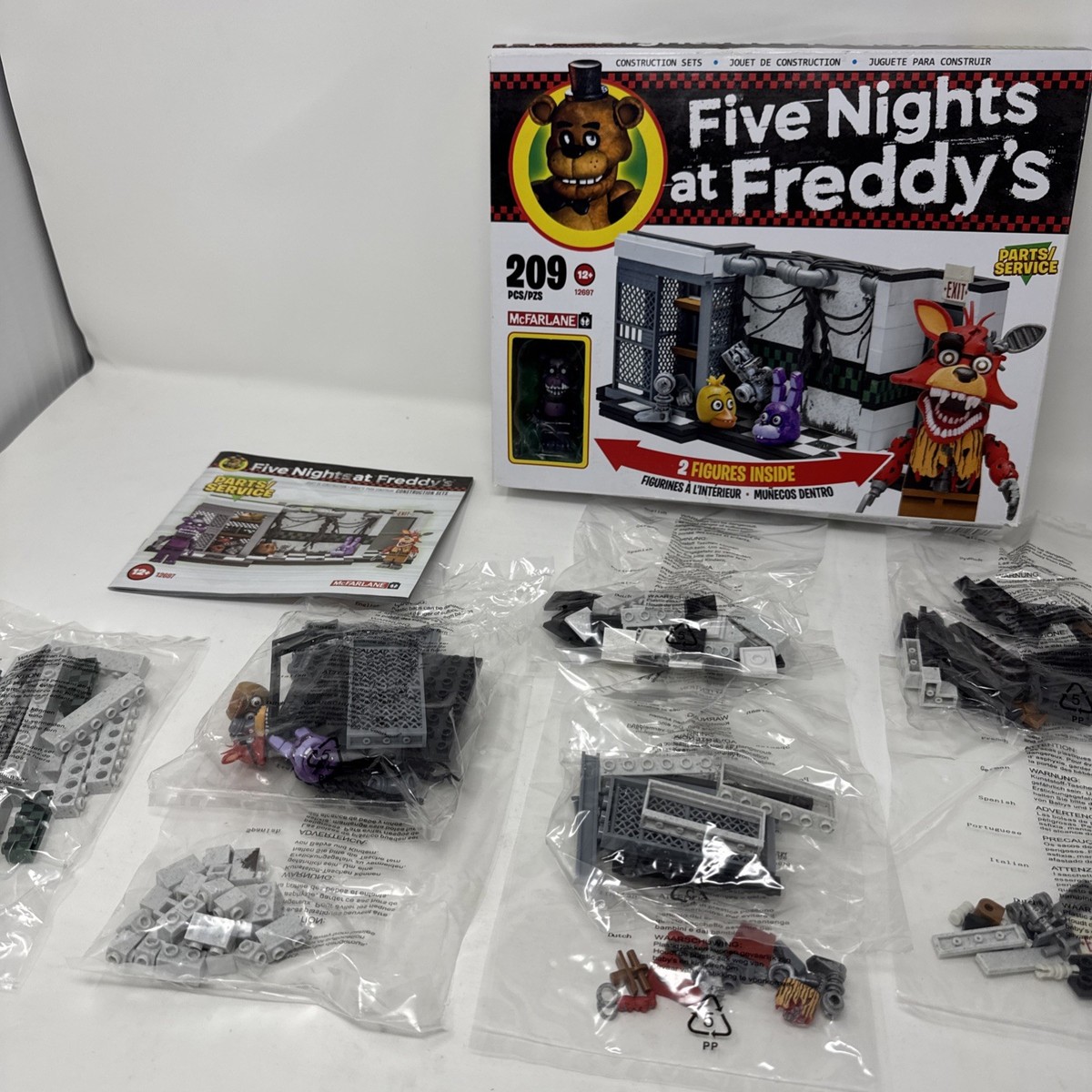 McFarlane Toys Five Nights at Freddy's Exclusive 209pcs Building