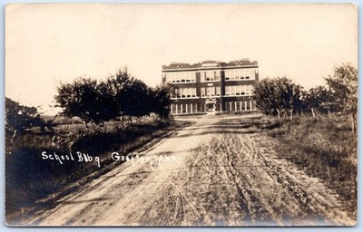 Postcard RPPC NE Grafton Nebraska School Building Dirt Road Fillmore County R131