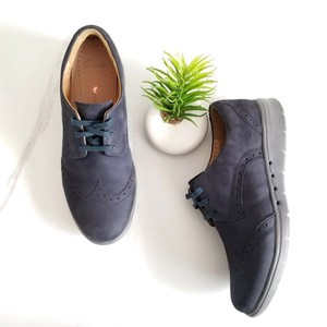 clarks artisan oxfords