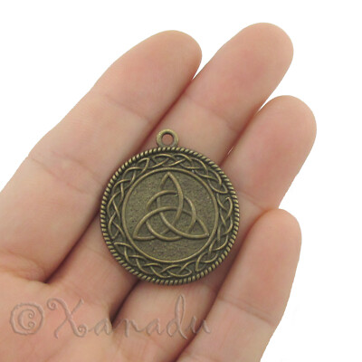 Celtic Triquetra Knot Charms 32mm Dark Bronze Pendants C878751 - 2, 5 Or 10PCs