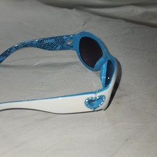 White and Teal Sunglasses with Rhinestone Studded Heart Hinge