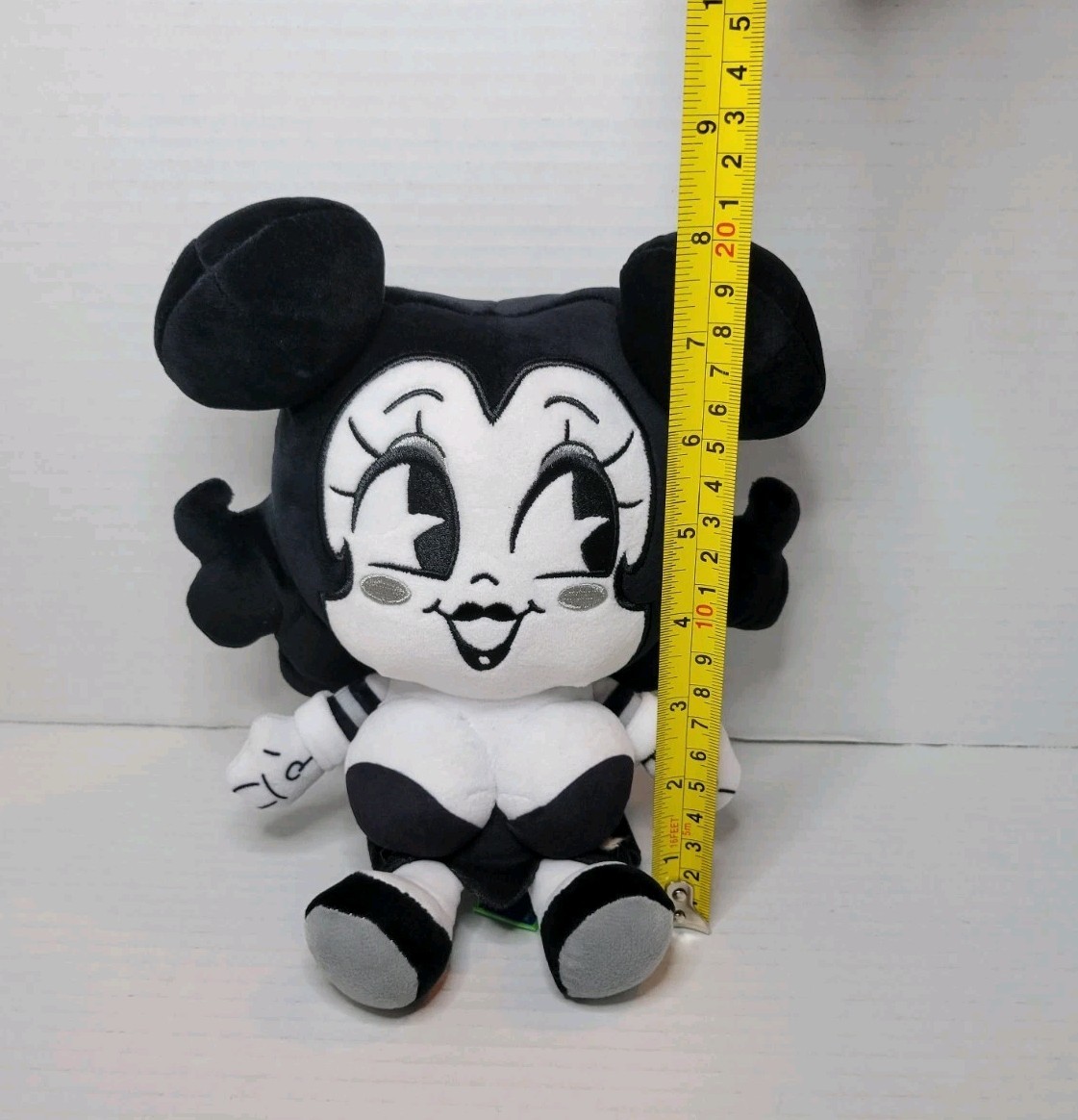 makeship Sally McBoing ぬいぐるみ Sally McBoing Plushie | Makeship