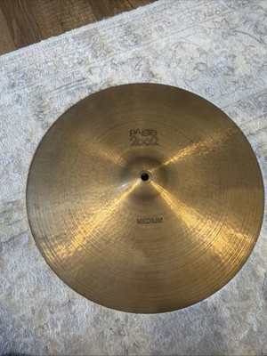Paiste 2002 Medium Cymbal 16 Inch Black Logo