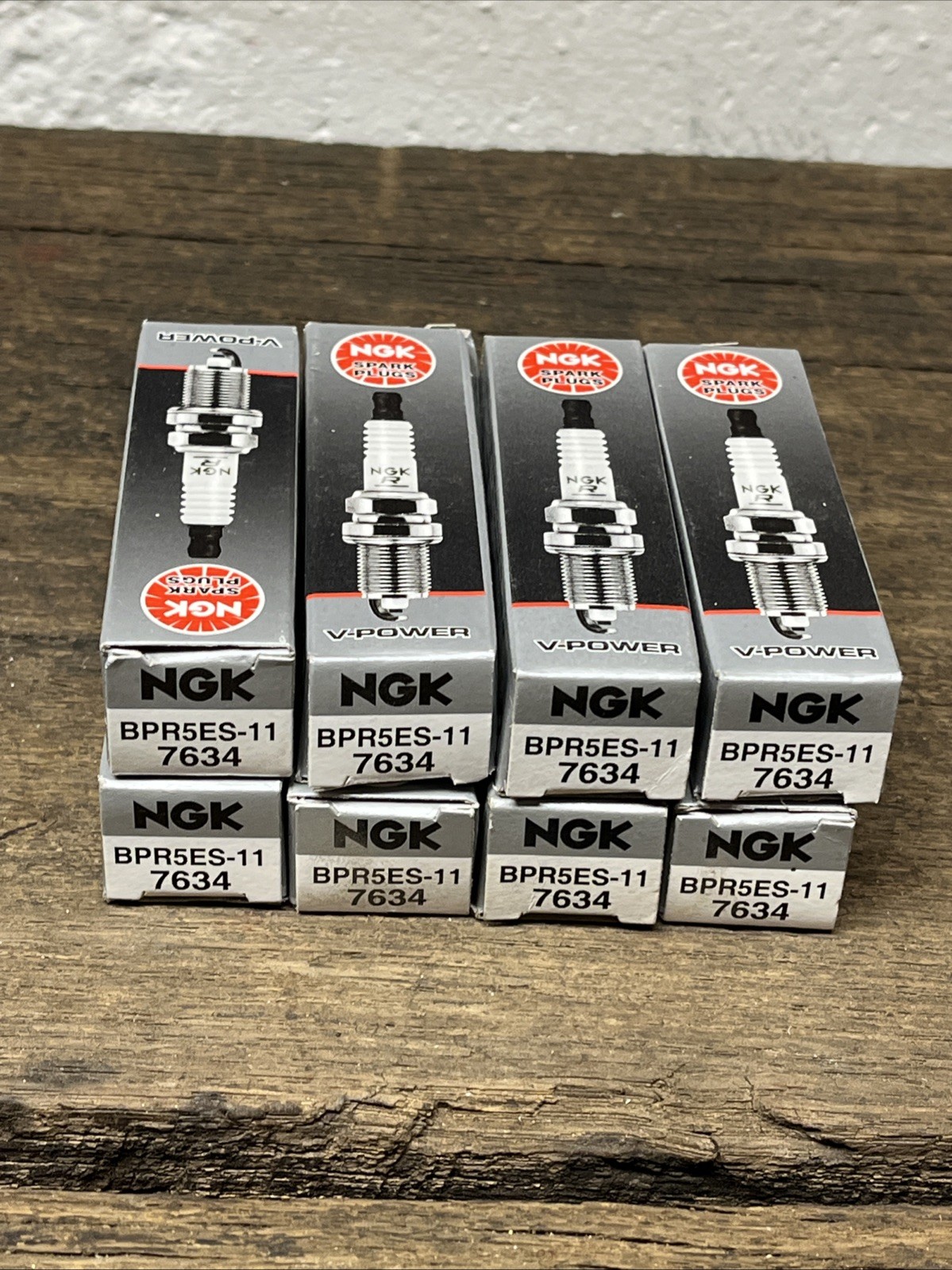 NGK  BPR5ES-11  7634   Spark Plugs  Set Of 8 New Overstock