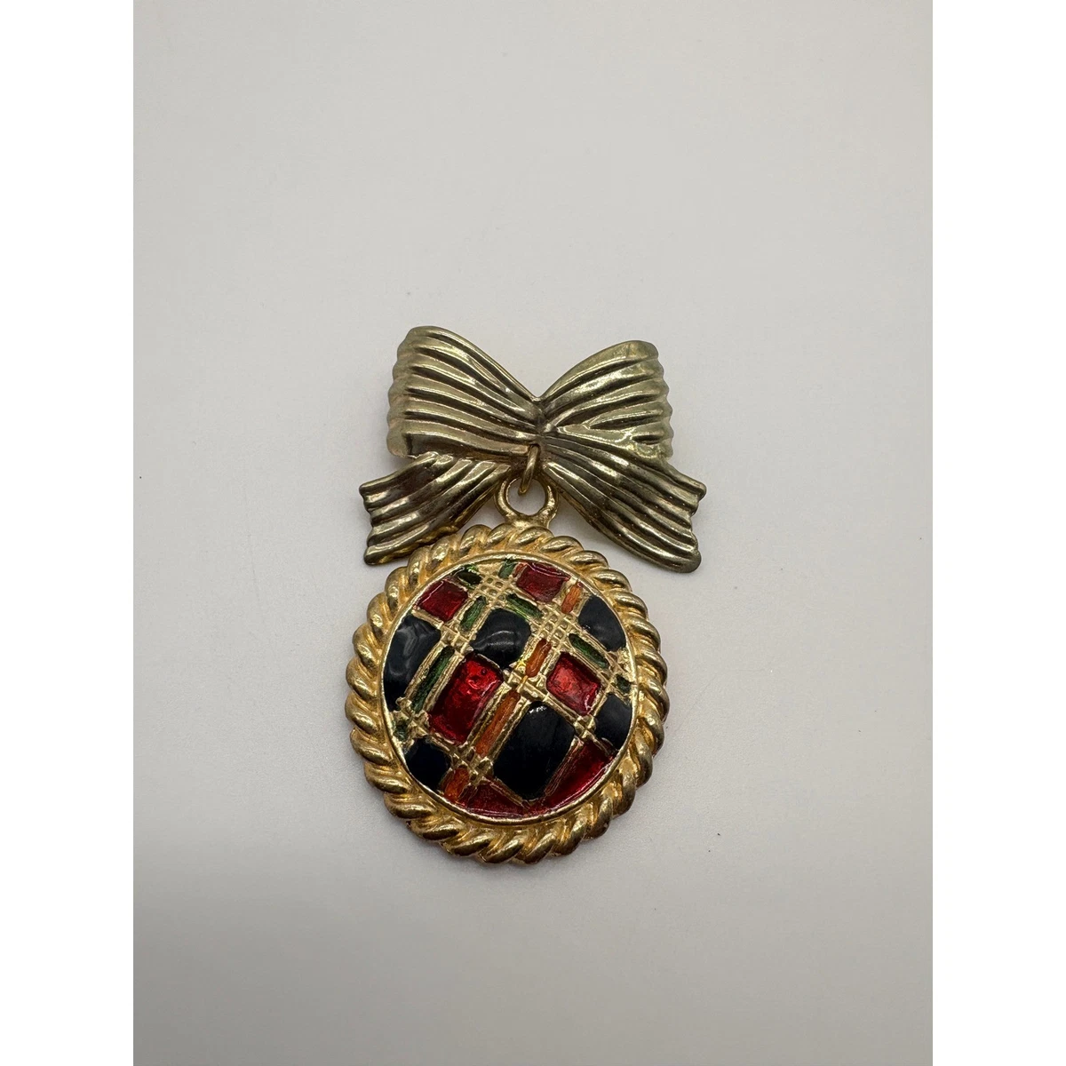 Butler & Wilson Signed Vintage & Antique Fashion Brooches & Pins
