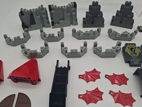 Lego Dragon Knights Fire Breathing Fortress 6082 Parts Incomplete