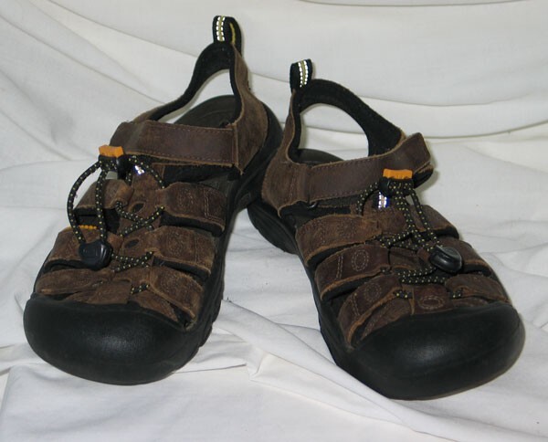 Scarpe da trekking Keen Newport H2 in pelle marrone acqua fiume bambino US 4 EU 36 EUC!