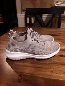 skechers ultra flex statements taupe