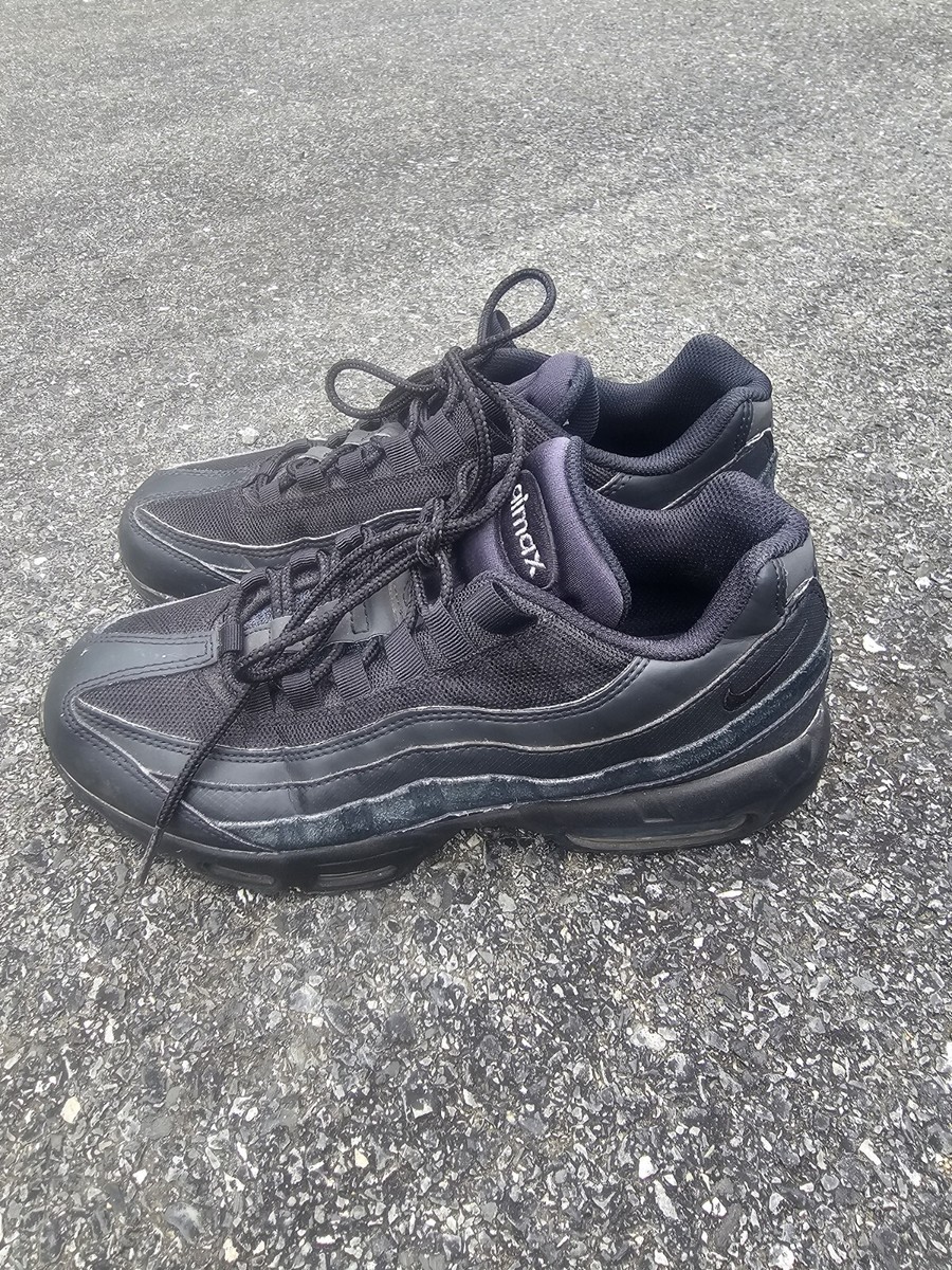 NIKE Men