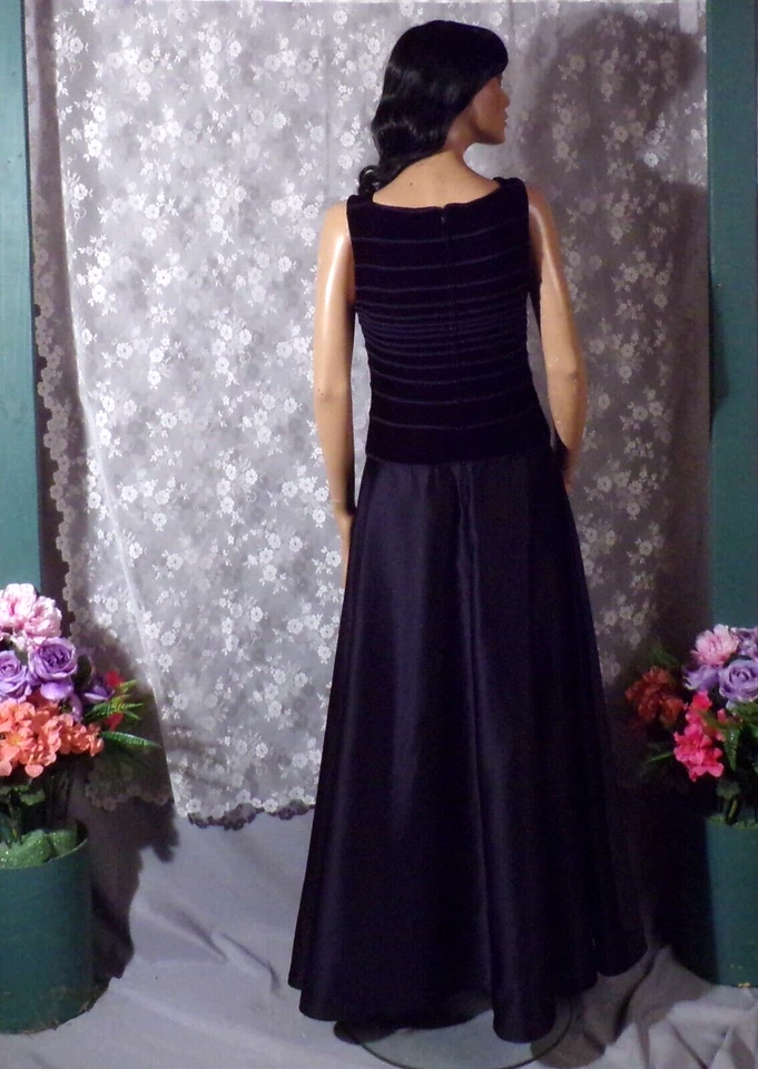 Vintage 2000s Evening Dress Size 8 Petite Y2K Navy Blue Formal Recital Elegant - Image 4 of 4