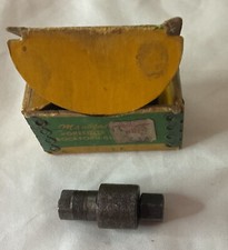 Greenlee Radio Chassis Punch 730 1/2 Round