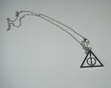 HARRY POTTER DEATHLY HALLOWS NECKLACE