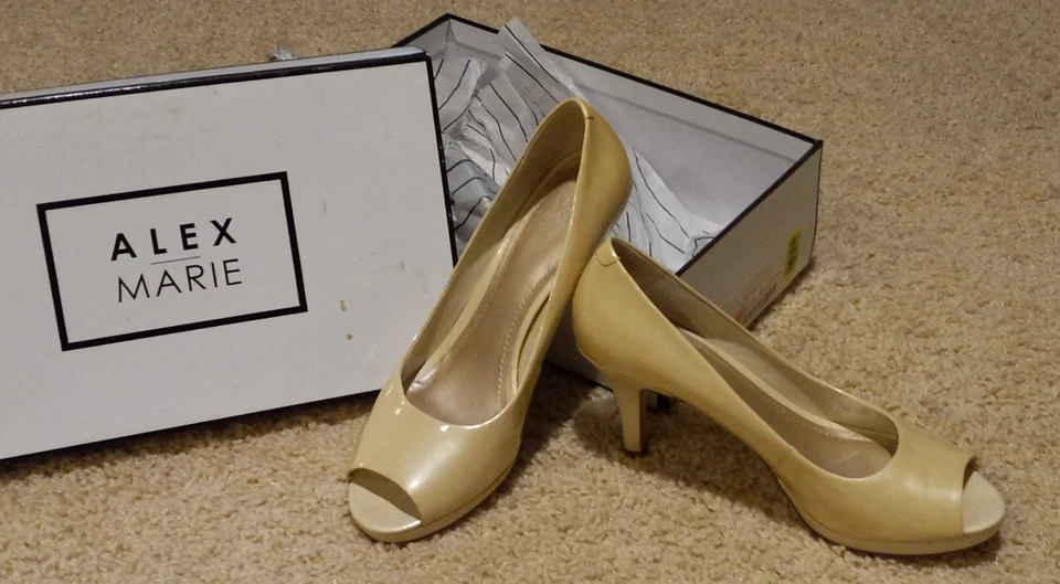 Zapatos de tacón para mujer Alex Marie talla 8M punta abierta Foto 2 de 4