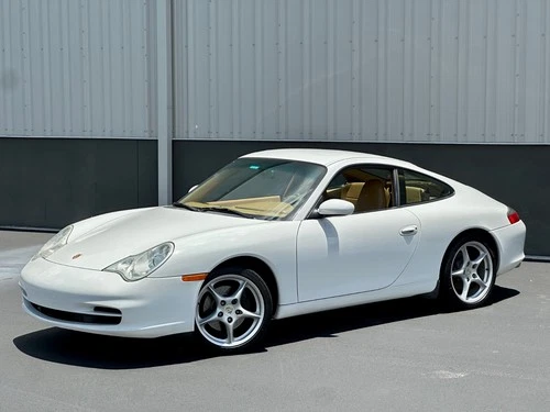 2004 Porsche 911 CARRERA 2