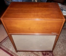 Vintage Magnovox CP-251 Mono Record Player Console with 128A Tube Amplifier