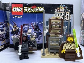 LEGO Star Wars: Naboo Swamp (7121) 98% & Lightsaber Duel (7101) 100%