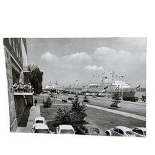 Postkarte AK Kiel Fährhaus Ungelaufen Schiff